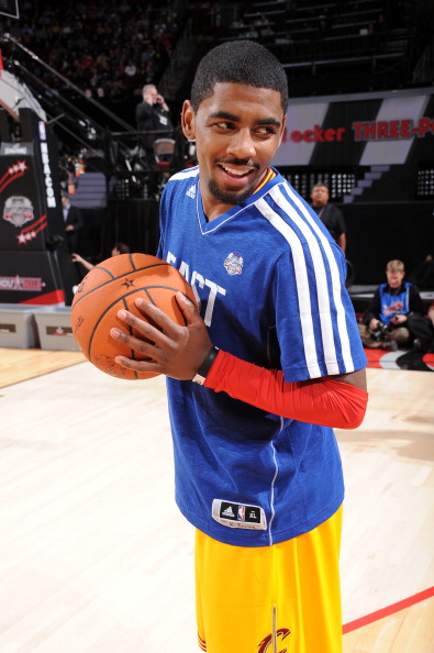 利物浦晒与毕包两场季前赛海报：维尔茨、范戴克、萨拉赫出镜（利物浦发布与毕尔巴鄂两场季前热身赛海报：维尔茨、范戴克、萨拉赫亮相）