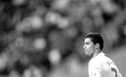 本赛季麦克布莱德缺阵时尼克斯全输，明日对阵猛龙他因伤缺阵（麦克布莱德缺席时尼克斯本季全败，明日对猛龙他因伤继续缺阵）