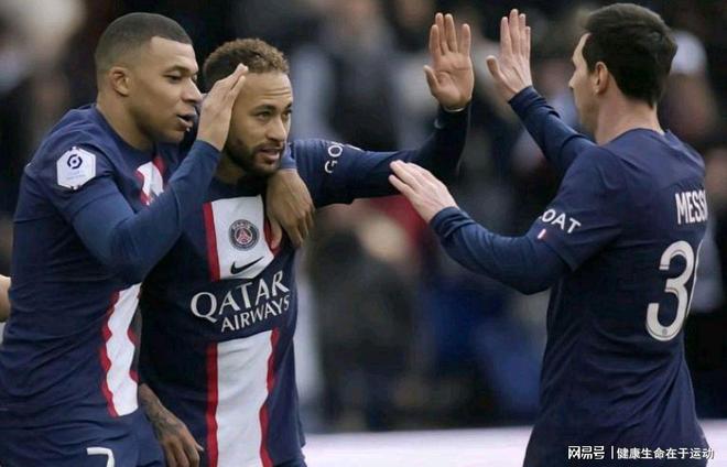 意媒：国米关注球队外租中场阿金桑米罗，比萨有600万买断权（意大利媒体：国际米兰跟踪外租中场阿金桑米罗，比萨握有600万欧元买断选项）