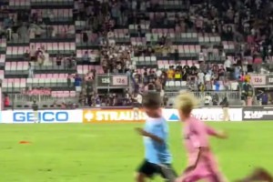 乒乓球混团世界杯｜国乒零封韩国队收获五连胜（混团世界杯：国乒零封韩国，豪取五连胜）