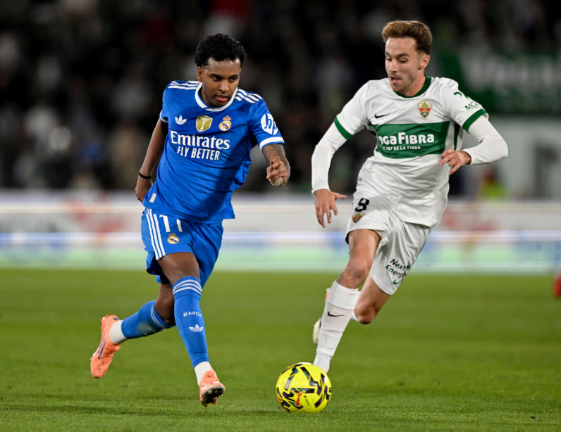 他在场上就是稳定器（他是场上的定海神针）