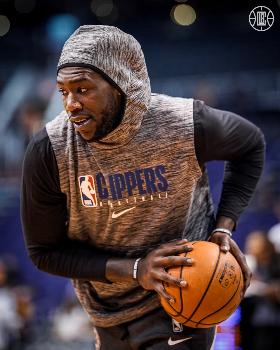 五大联赛积分榜：阿森纳2分领跑英超，巴萨4分优势领跑西甲，拜仁8分断层领先（五大联赛积分榜：英超阿森纳领先2分，西甲巴萨以4分居首，拜仁8分优势形成断层）