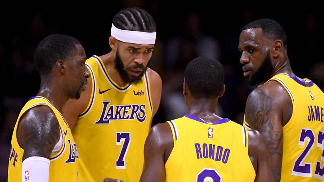 剑南春｜巴萨5-3贝蒂斯迎西甲6连胜，费兰戴帽，亚马尔点射（剑南春｜巴萨5-3击退贝蒂斯收获西甲六连胜：费兰帽子戏法，亚马尔点射破门）