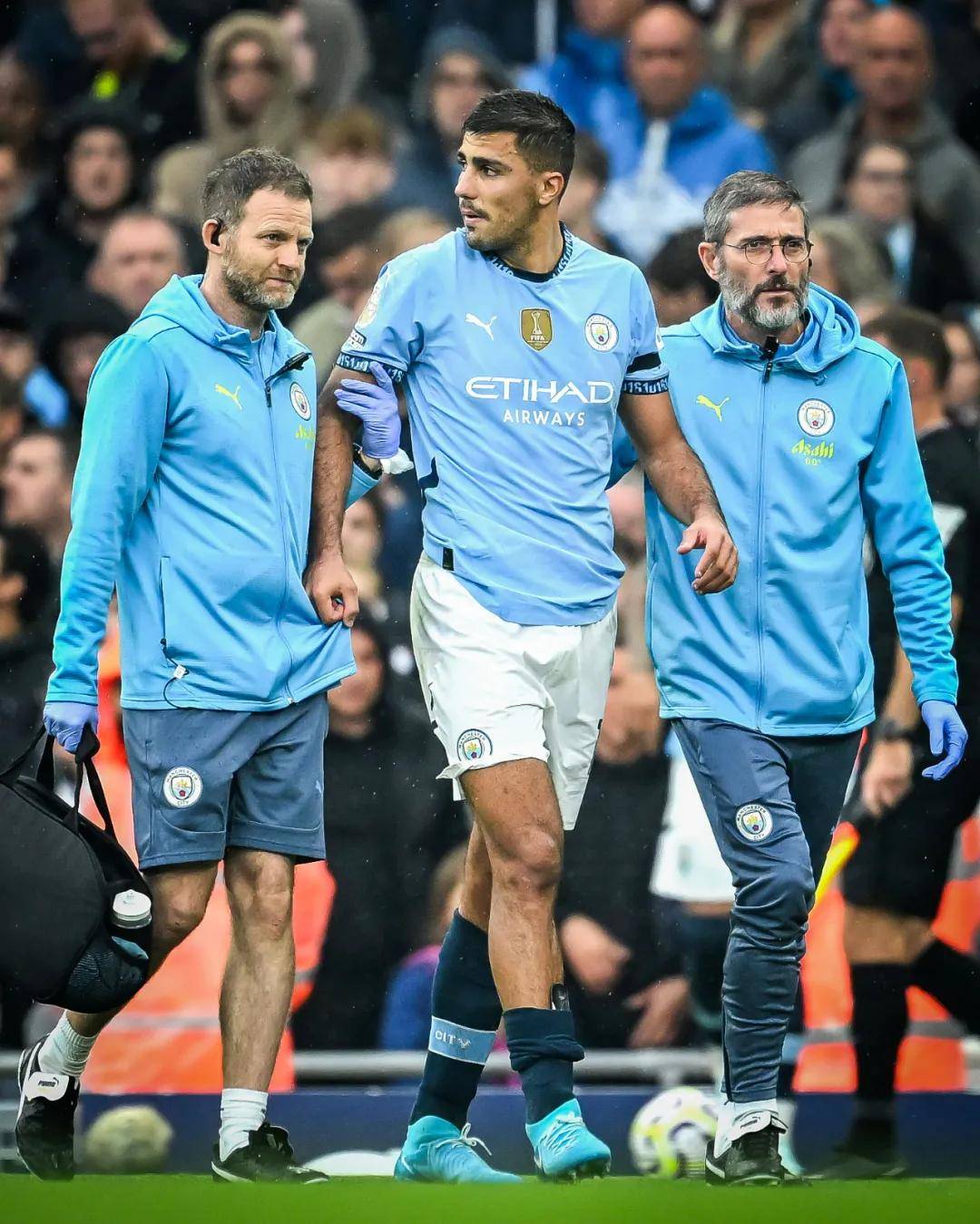 李平康：戴琳手机已设置留言模式，生病球迷情况不容乐观（李平康称戴琳手机已设为留言状态，患病球迷情况堪忧）