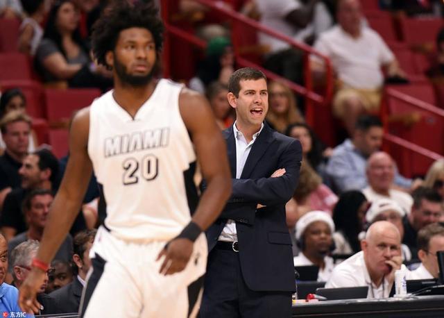 凯恩：希望英格兰制定定位球手册；我加盟拜仁与图赫尔有关（凯恩：期待英格兰出台定位球指南；转投拜仁受图赫尔影响）