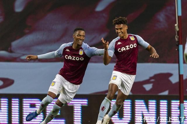 阿门：伊森带头防守东契奇 我负责扫尾 立足防守帮助球队（阿门：伊森主防东契奇 我负责补位收尾 以防守为先助力球队）