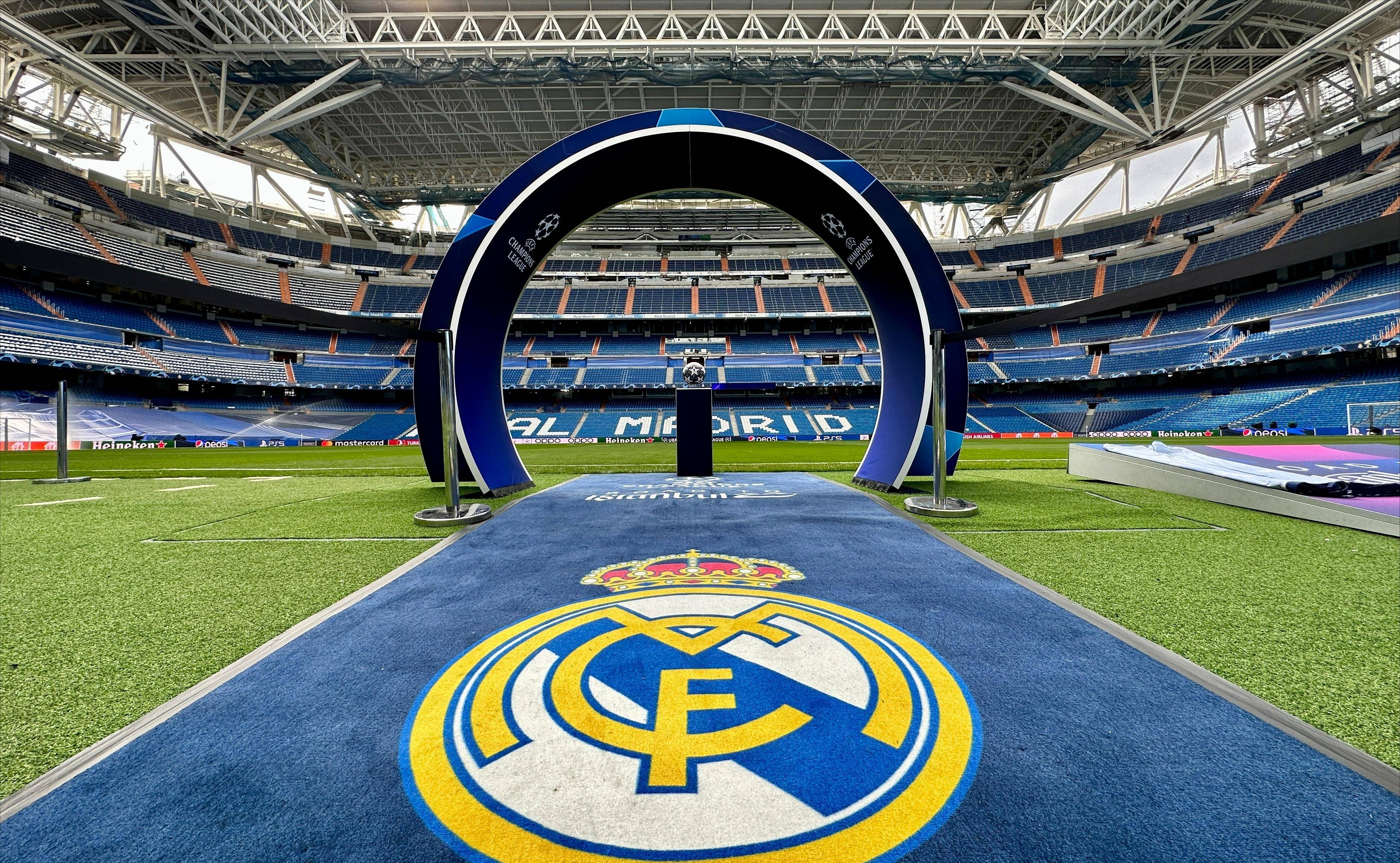 湖记：湖人现在首发防守不行，不认为里夫斯首发是正确选择（湖记：湖人目前首发防守堪忧，里夫斯首发并非正确选择）