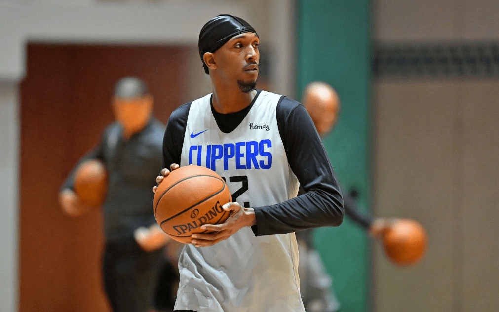 博主：在泰州参加完苏超冠军庆功会的亚泰U21球员已返回长春（博主称：亚泰U21球员在泰州出席苏超冠军庆功会后已返长春）