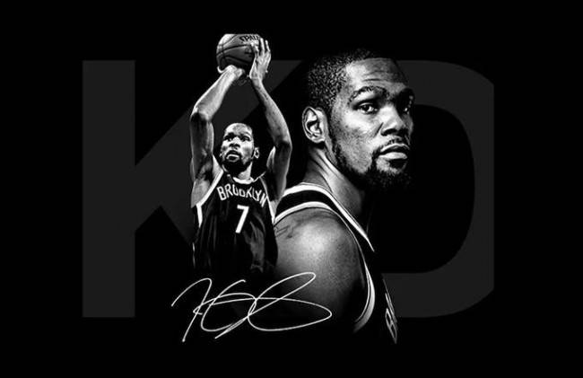 场均61.4分，全联盟第一，湖人最强双子星，果然都想与对方打架（场均61.4分联盟第一，湖人最强双子星却彼此都想动手）