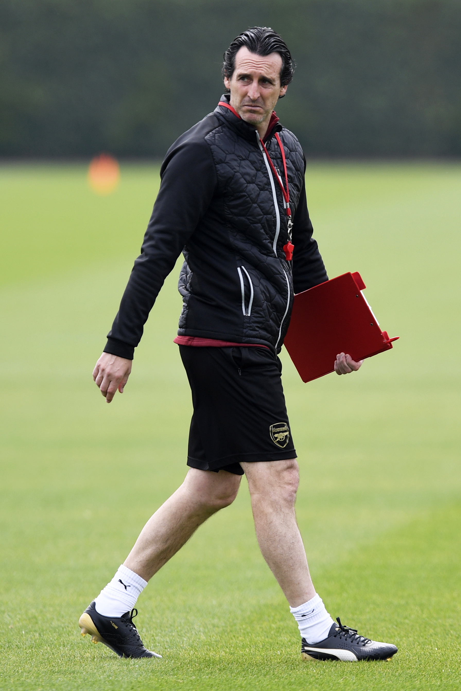 TA：部分牙买加国脚不愿格林伍德入队，认为其意图搭“顺风车”（TA：牙买加部分国脚反对征召格林伍德，认为其想借机“搭顺风车”）